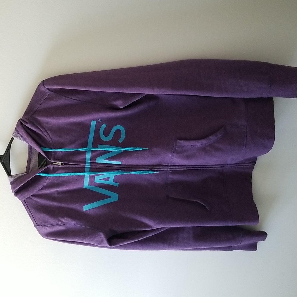 Vans zip up